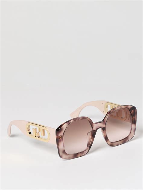 Gafas Fendi .